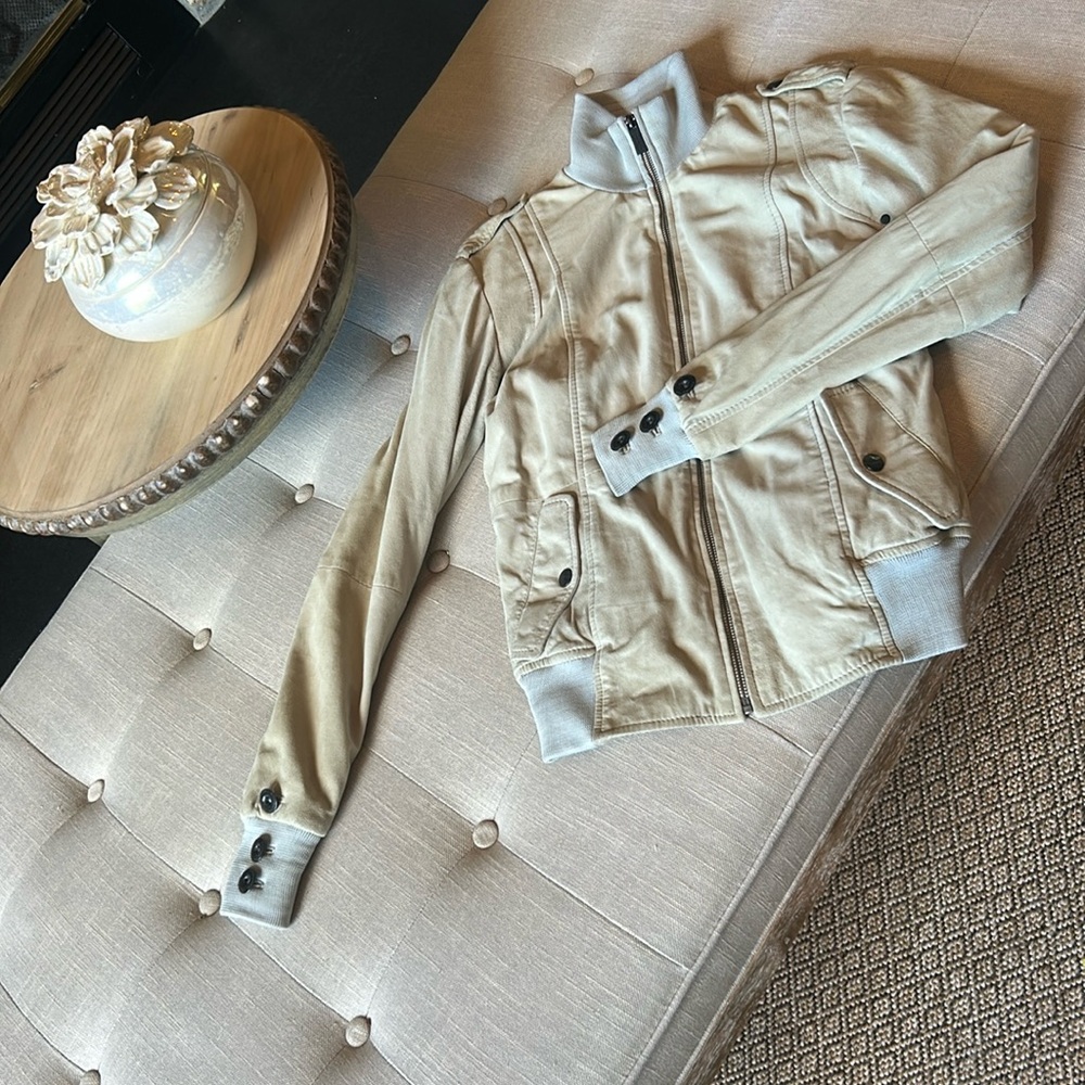 Censored Vintage Creme 100% Leather Bomber Jacket Size Medium